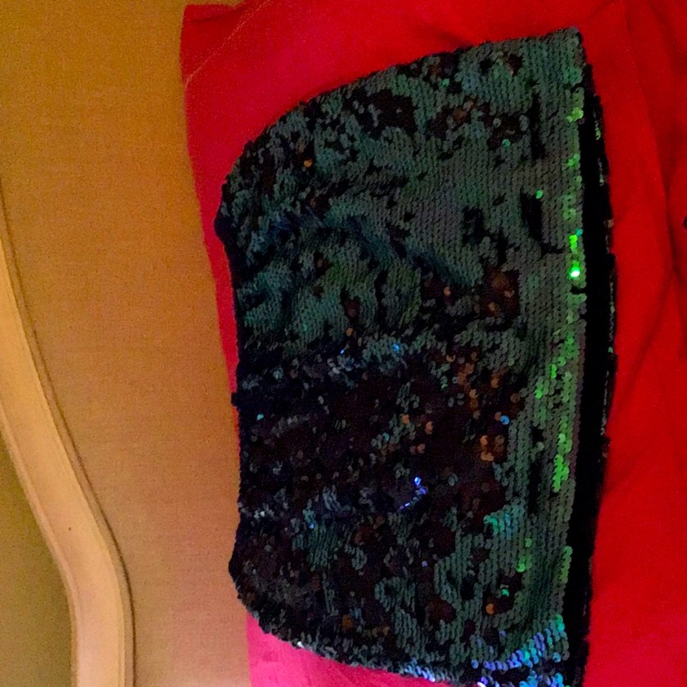 Turquoise and black reverse-able sequin skirt.